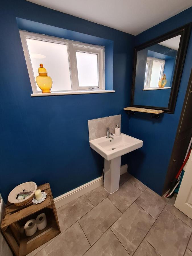 Coopers, Ground Floor Apartment With 2 Bedrooms And 2 Bathrooms Within A Georgian Listed Building Burton-upon-Trent Exterior photo
